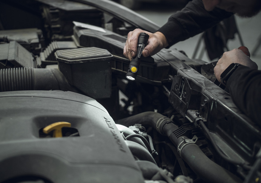 Armytek Partner C2 Magnet USB